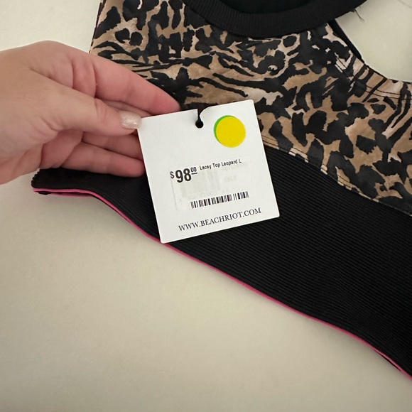 Beach Riot Leopard Sports Bra Size Large - Picture 4 of 4